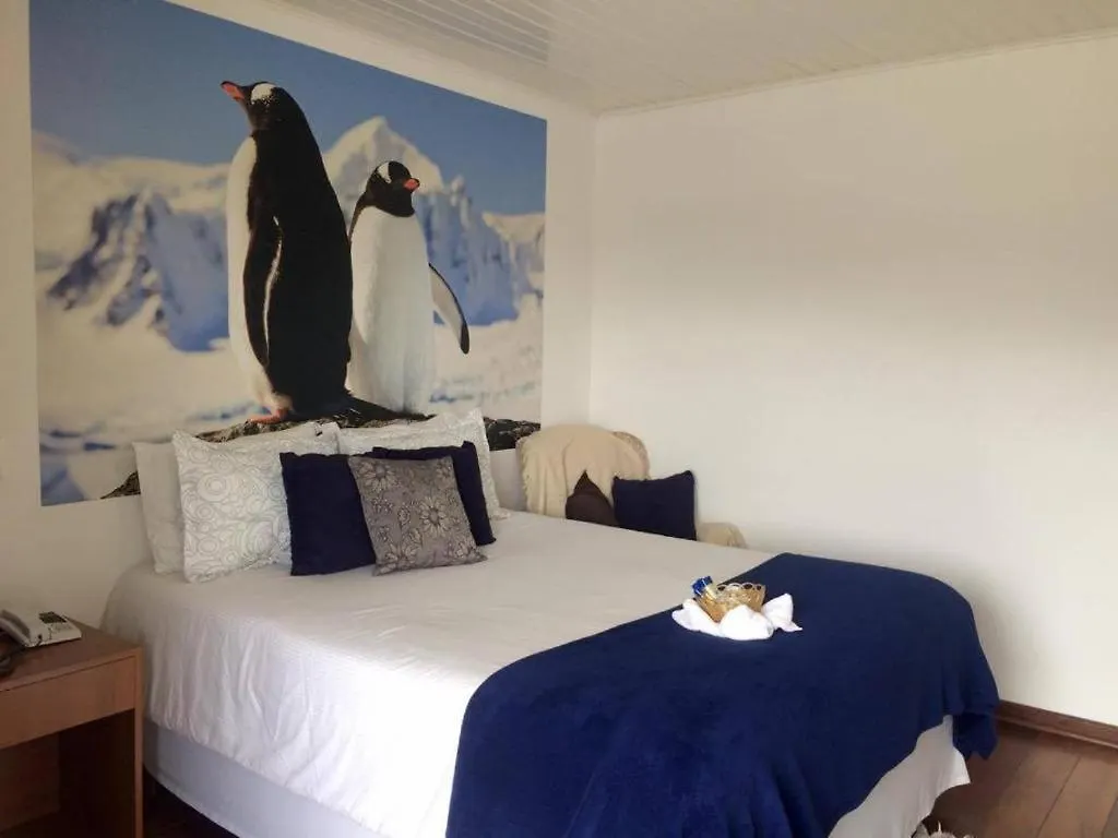 Casa de hóspedes Pousada Dos Pinguins Campos do Jordão Brasil