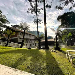 Casa de hóspedes Alpes Do Manacas, Campos do Jordão